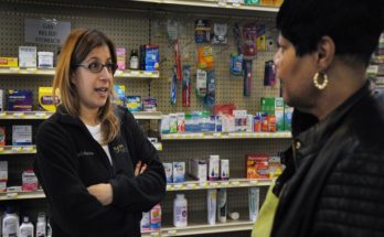 Dearborn Heights Pharmacy Discusses How Local Pharmacies Help people